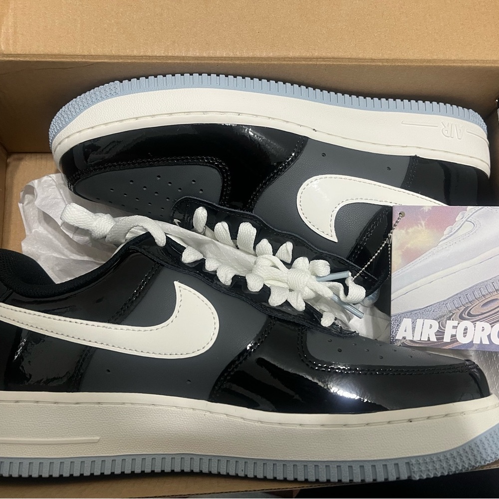 Nike Air Force 1